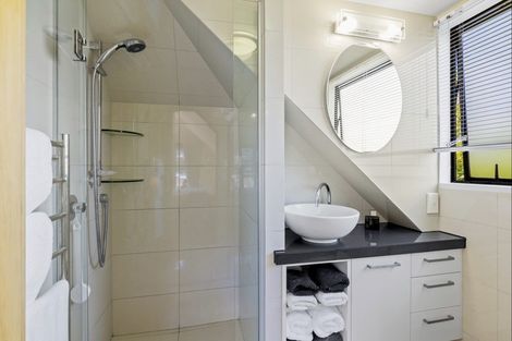 Photo of property in 436 Peninsula Road, Kelvin Heights, Queenstown, 9300