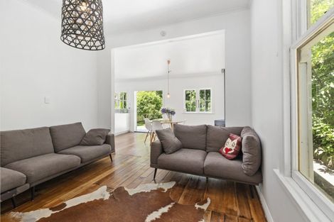 Photo of property in 71 Wellington Road, Kilbirnie, Wellington, 6022