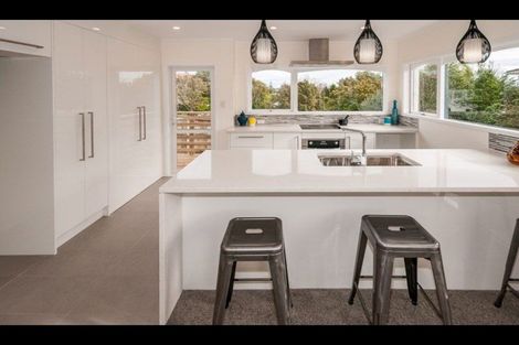 Photo of property in 2/10 Firth Road, Torbay, Auckland, 0630