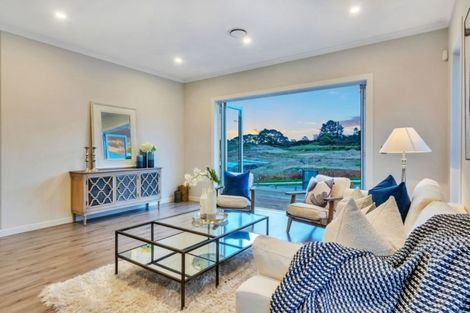 Photo of property in 36 Celestial Crescent, Orewa, 0931