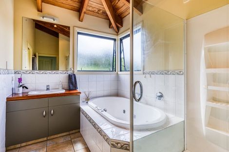 Photo of property in 12/199 Birdwood Road, Massey, Auckland, 0614