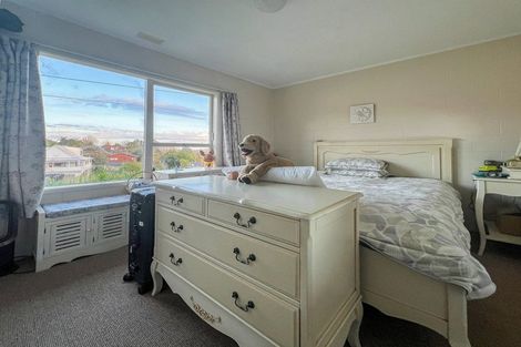 Photo of property in 25 Kenmure Avenue, Forrest Hill, Auckland, 0620