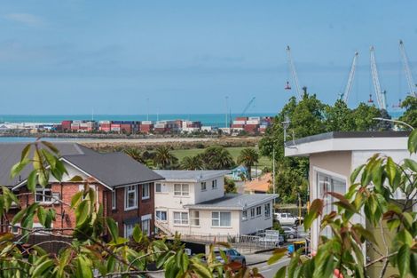 Photo of property in 16 Wai-iti Road, Maori Hill, Timaru, 7910