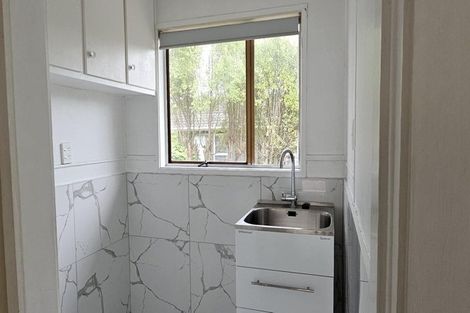 Photo of property in 13 Waari Avenue, Sunnyvale, Auckland, 0612