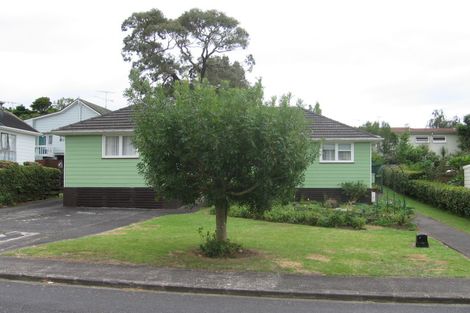 Photo of property in 5 Kaka Street, Northcote, Auckland, 0627