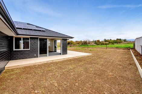 Photo of property in 9 Midsummer Avenue, Stratford, 4332