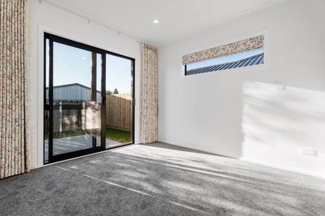 Photo of property in 2/42 Balmerino Crescent, Pukete, Hamilton, 3200