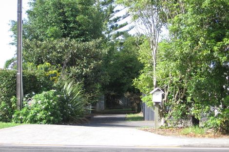 Photo of property in 1/99 Hobsonville Road, West Harbour, Auckland, 0618