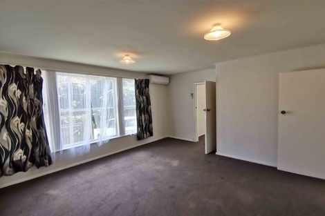 Photo of property in 2 Takatimu Way, Johnsonville, Wellington, 6037