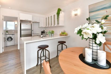 Photo of property in 3/420a Hibiscus Coast Highway, Orewa, 0931