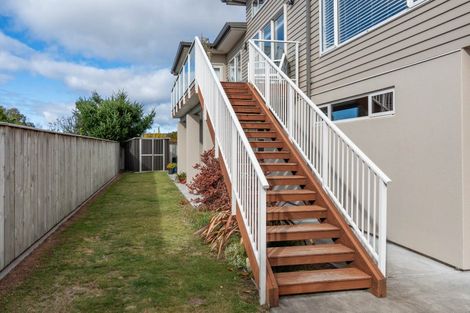 Photo of property in 3b Isobel Street, Acacia Bay, Taupo, 3330