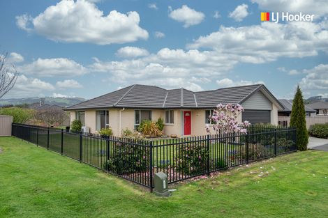 Photo of property in 8 Centre Street, Mosgiel, 9024