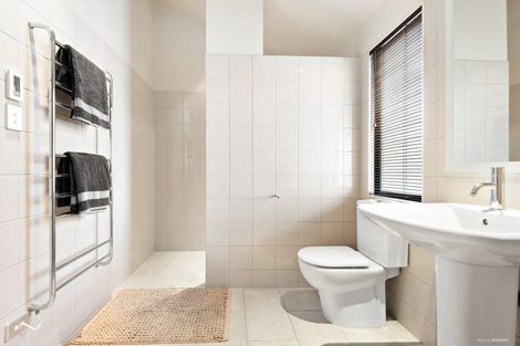 Photo of property in 48a Picasso Drive, West Harbour, Auckland, 0618