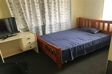 Photo of property in 44 Takapuwahia Drive, Takapuwahia, Porirua, 5022