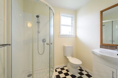 Photo of property in 17 Baffin Grove, Kingston, Wellington, 6021