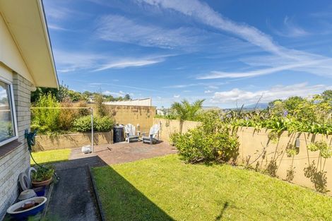 Photo of property in 27a Norwich Avenue, Spotswood, New Plymouth, 4310