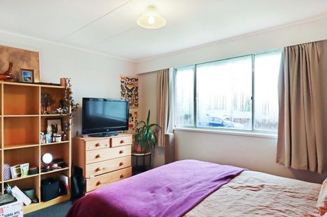 Photo of property in 113-115 Horoeka Street, Stokes Valley, Lower Hutt, 5019