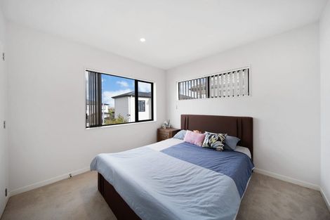 Photo of property in 6 Nga Waka Place, Mangere, Auckland, 2022