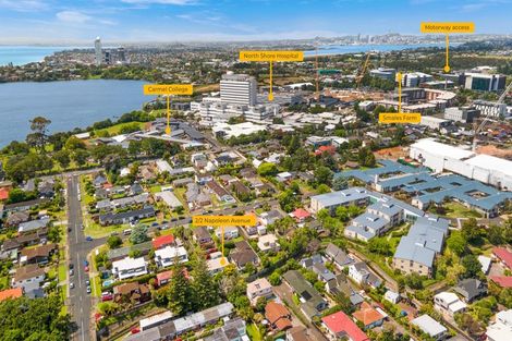 Photo of property in 2/2 Napoleon Avenue, Milford, Auckland, 0620