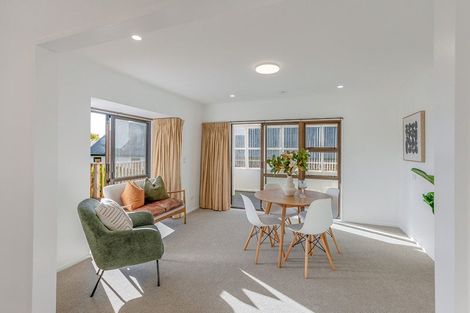 Photo of property in 16 Huia Street, Waikanae, 5036