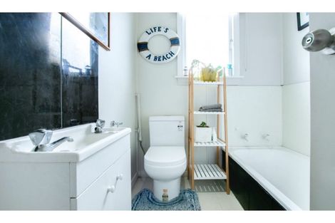 Photo of property in 310 Grays Road, Saint Leonards, Hastings, 4120