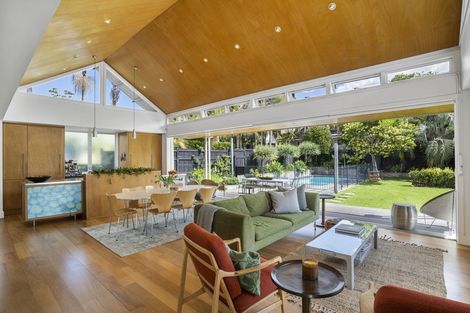 Photo of property in 50 Hamilton Road, Herne Bay, Auckland, 1011