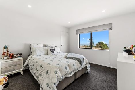 Photo of property in 36 Resolution Drive, Gulf Harbour, Whangaparaoa, 0930