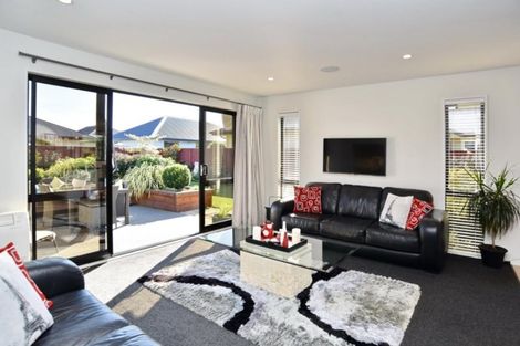 Photo of property in 9 Carmichael Street, Rangiora, 7400