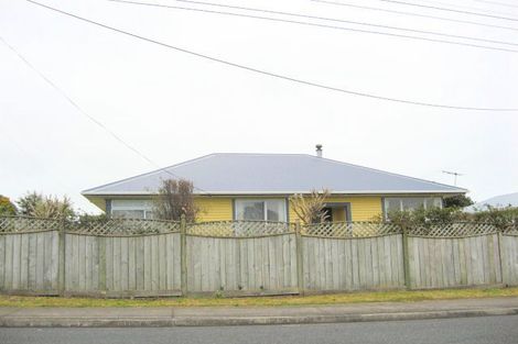 Photo of property in 14a Carthew Street, Okato, 4335
