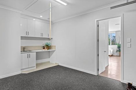 Photo of property in 11 Ian Gordon Lane, Orewa, 0931