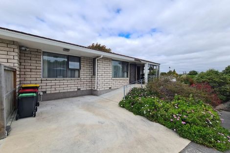 Photo of property in 2/17 Urella Place, Spreydon, Christchurch, 8024