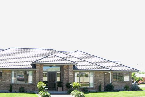 Photo of property in 3 Harrys Way, Redwood, Christchurch, 8051