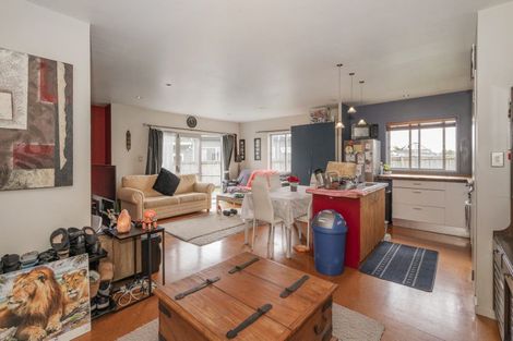 Photo of property in 32 Carina Way, Whitianga, 3510