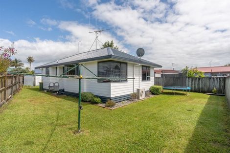 Photo of property in 11 Myrlene Place, Nawton, Hamilton, 3200