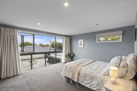 Photo of property in 53 Windermere Road, Papanui, Christchurch, 8053