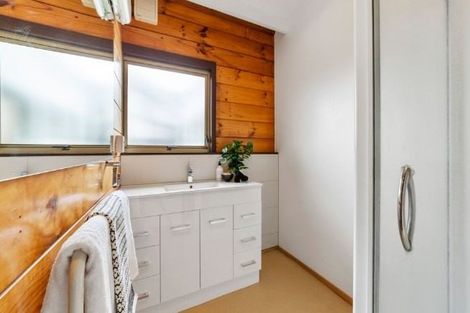 Photo of property in 174 Orangi Kaupapa Road, Northland, Wellington, 6012