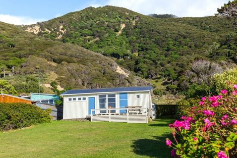 Photo of property in 871 Mataikona Road, Mataikona, Tinui, 5889