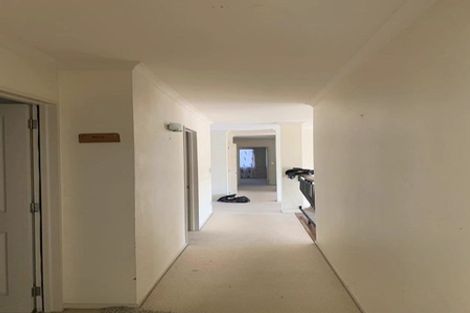 Photo of property in 5 Javelin Close, Gulf Harbour, Whangaparaoa, 0930