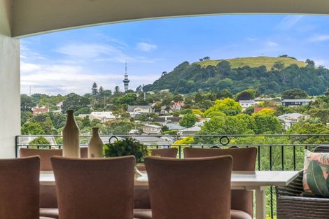 Photo of property in 30 Rahiri Road, Mount Eden, Auckland, 1024