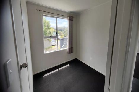 Photo of property in 32 Glen Road, Ranui, Auckland, 0612