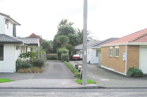Photo of property in 63b Bay Street, Red Beach, 0932