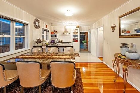 Photo of property in 142 Russell Road, Manurewa, Auckland, 2102