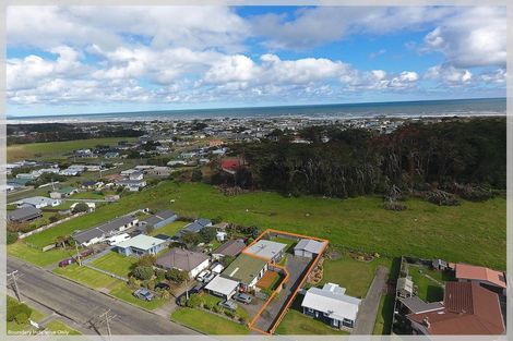Photo of property in 66a Nash Parade, Foxton Beach, Foxton, 4815