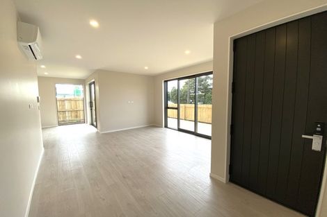 Photo of property in 47a Bruce Mclaren Road, Henderson, Auckland, 0612