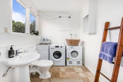 Photo of property in 21 Vista Grove, Kelson, Lower Hutt, 5010