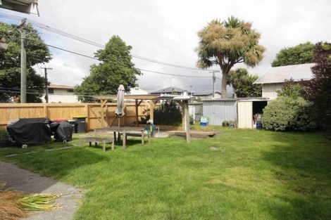 Photo of property in 71 Mathesons Road, Phillipstown, Christchurch, 8011