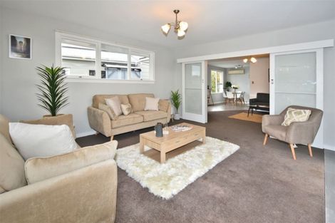 Photo of property in 33 Parnwell Street, Burwood, Christchurch, 8083
