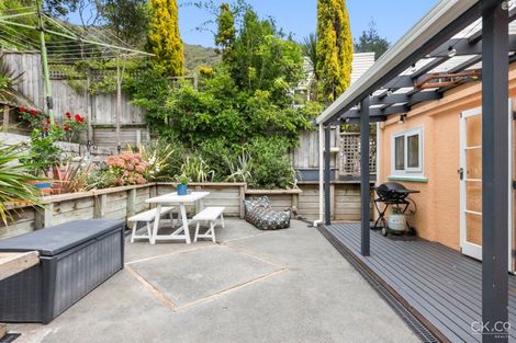 Photo of property in 67 Norton Park Avenue, Fairfield, Lower Hutt, 5011