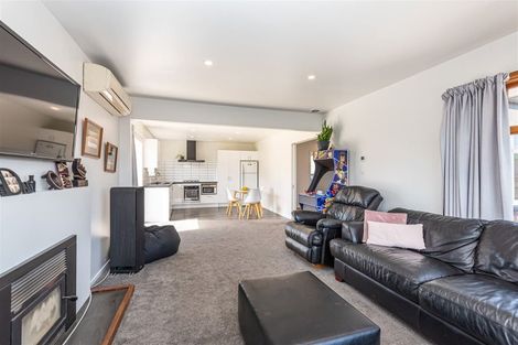 Photo of property in 26 Pauline Street, Linwood, Christchurch, 8062