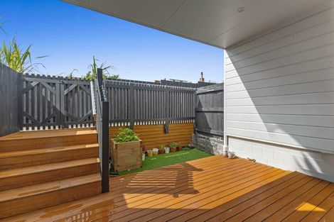 Photo of property in 7/29 Tudor Road, Henderson, Auckland, 0610